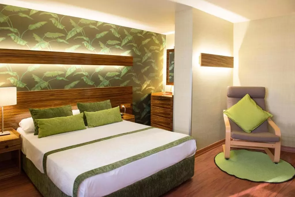 اتاق Hotel Buyuk Keban